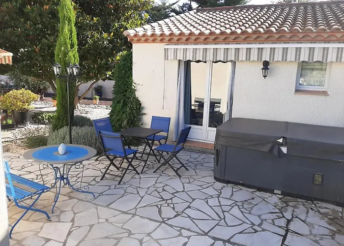 Lejlighed Du Soleil, Climatise Avec Piscine Chauffee D'avril A Novembre, Et Jacuzzi
